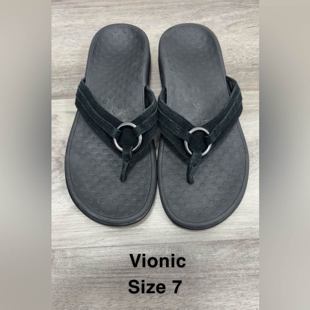 VIONIC Sandals